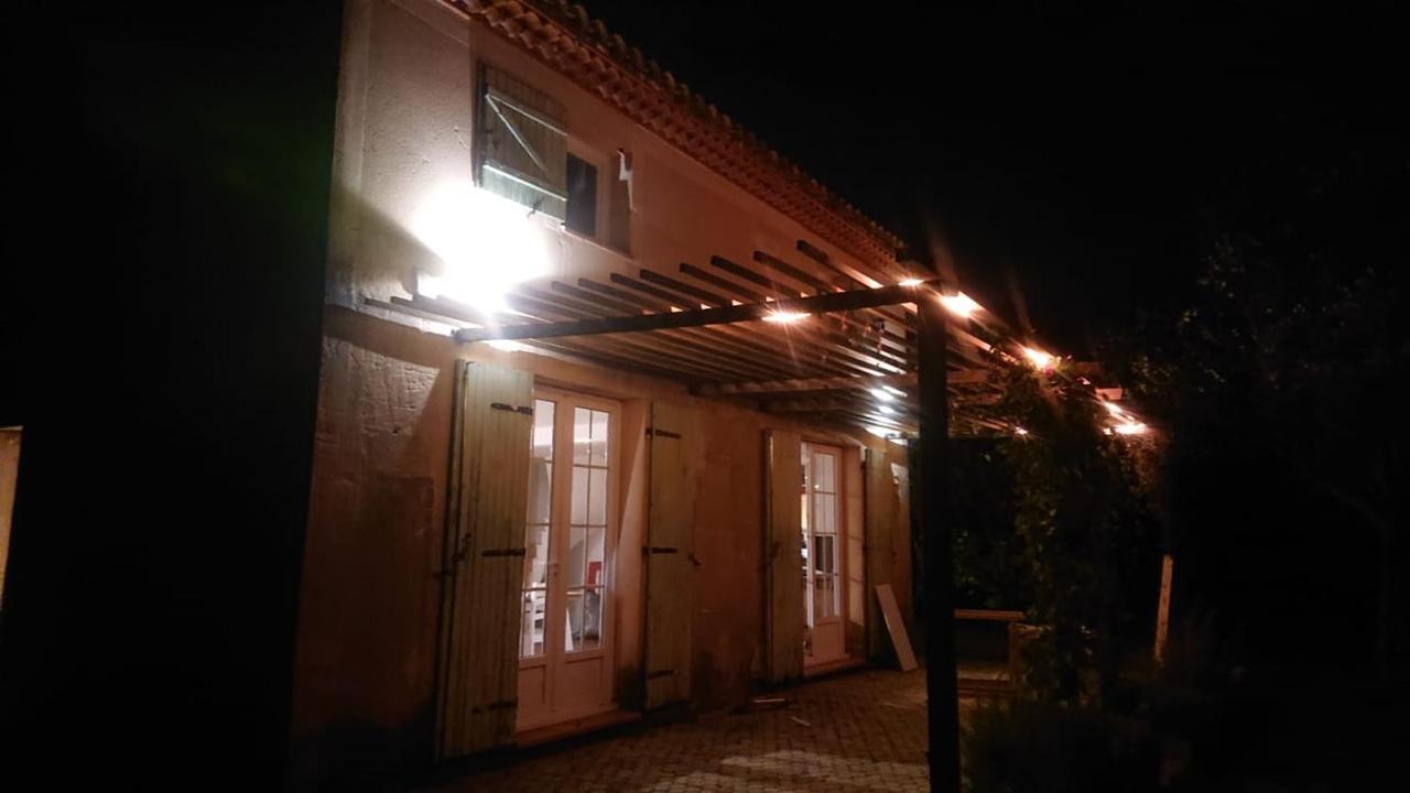 Charmant Mazet Nimes Exterior foto